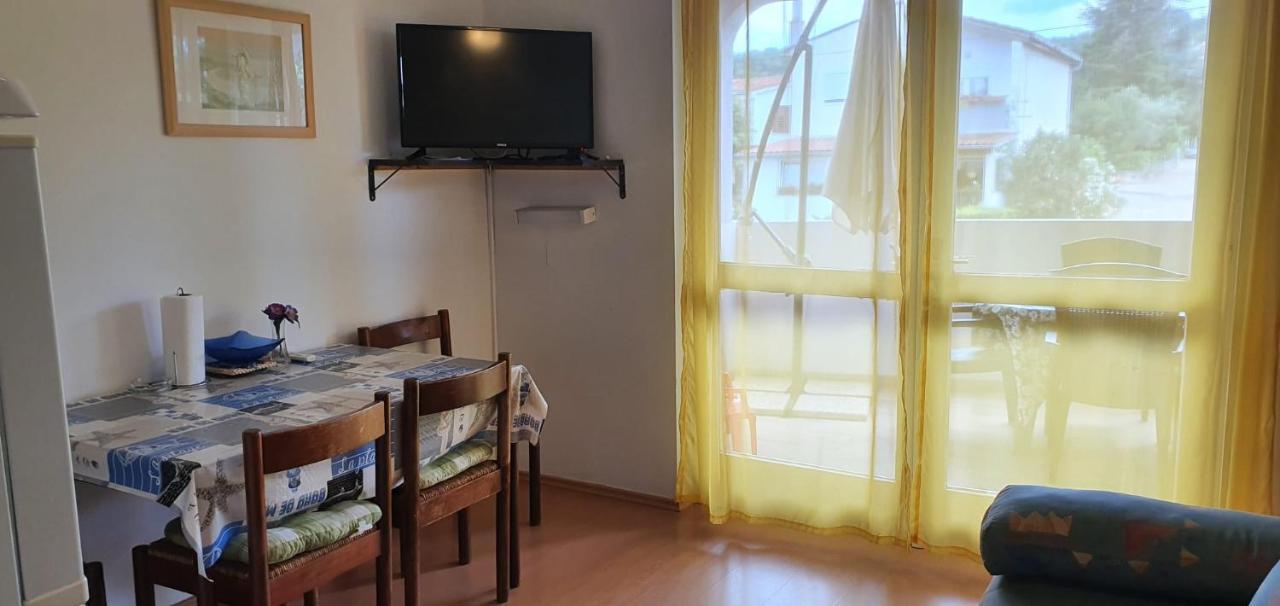 Apartmani Sonia Njivice Bagian luar foto