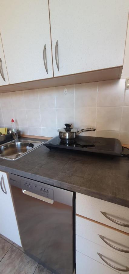 Apartmani Sonia Njivice Bagian luar foto