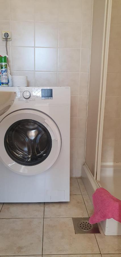 Apartmani Sonia Njivice Bagian luar foto