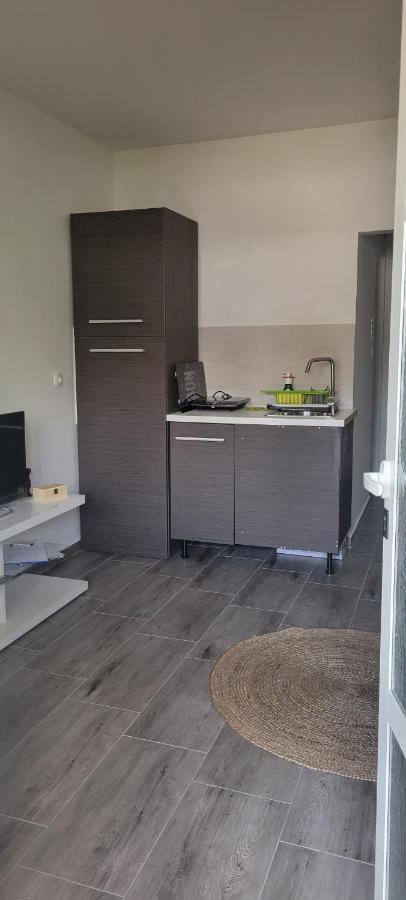 Apartmani Sonia Njivice Bagian luar foto