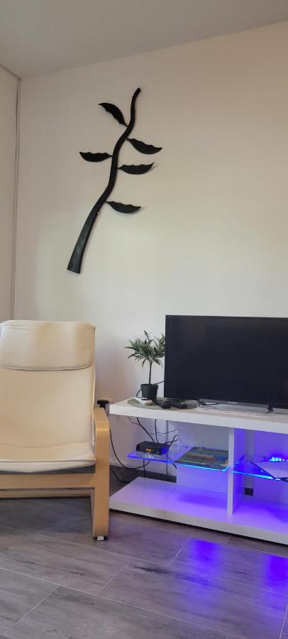Apartmani Sonia Njivice Bagian luar foto