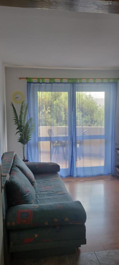 Apartmani Sonia Njivice Bagian luar foto