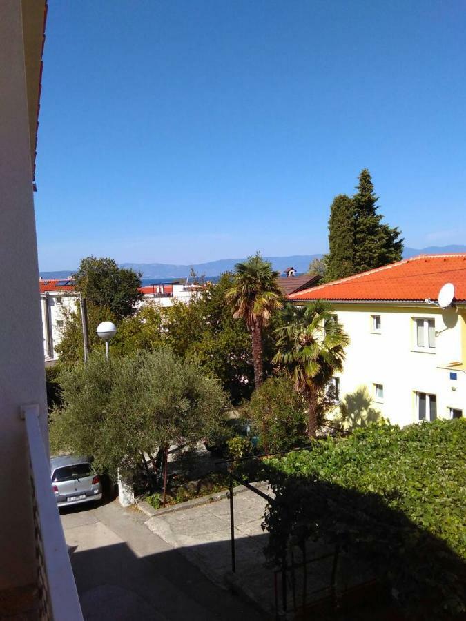 Apartmani Sonia Njivice Bagian luar foto