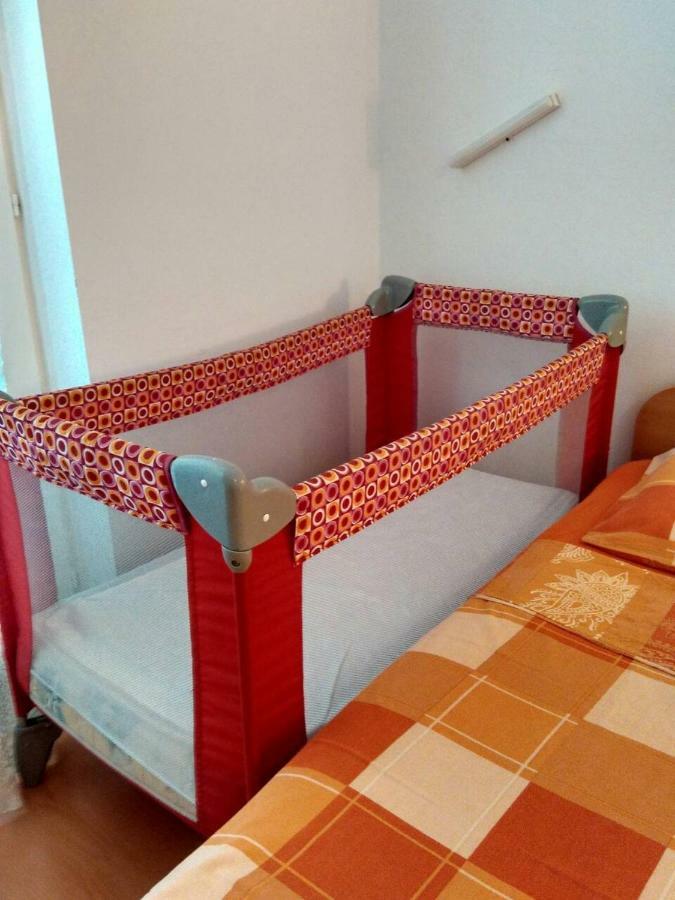 Apartmani Sonia Njivice Bagian luar foto